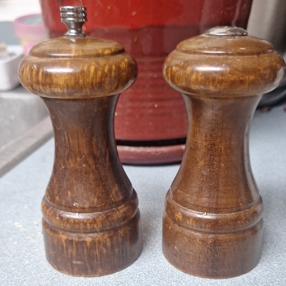 Vintage Olde Thompson Wooden Salt Shaker and Pepper Mill
